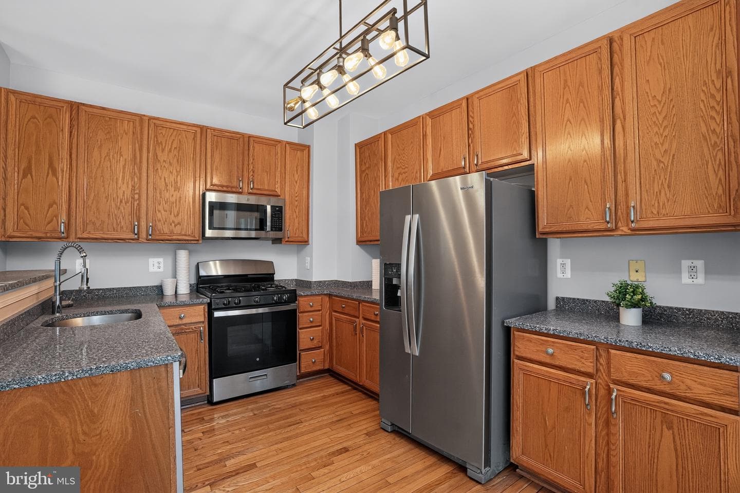 2011 Ashleigh Woods Court photo 6
