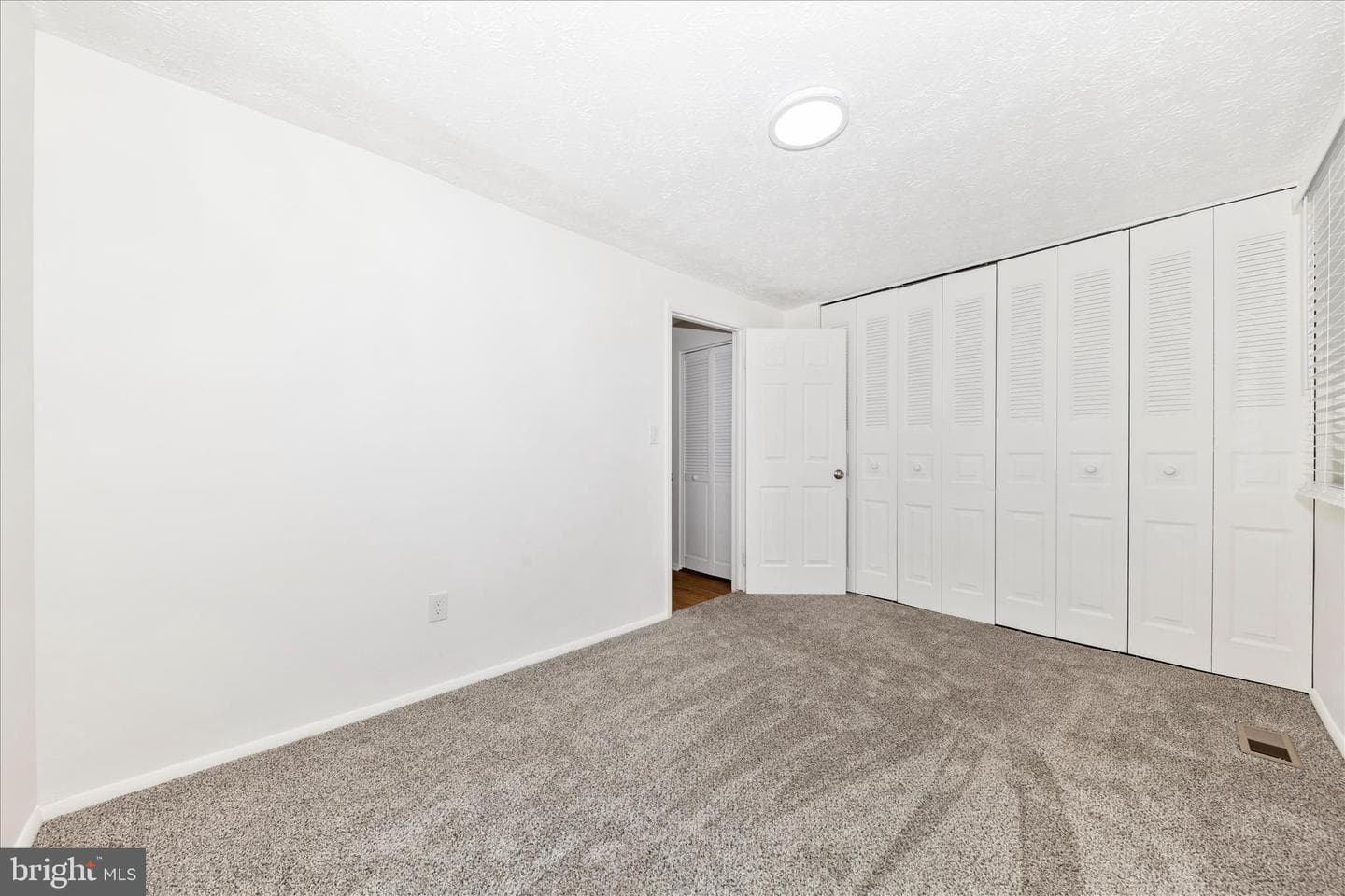 19453 Breezedale Lane photo 31