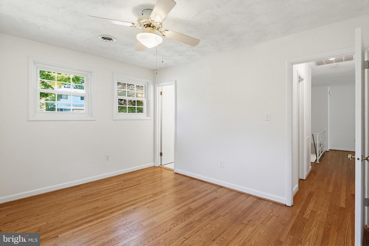 504 Waterford Road photo 31