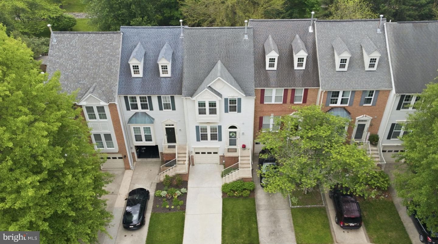 3204 Carnegie Hall Circle photo 25