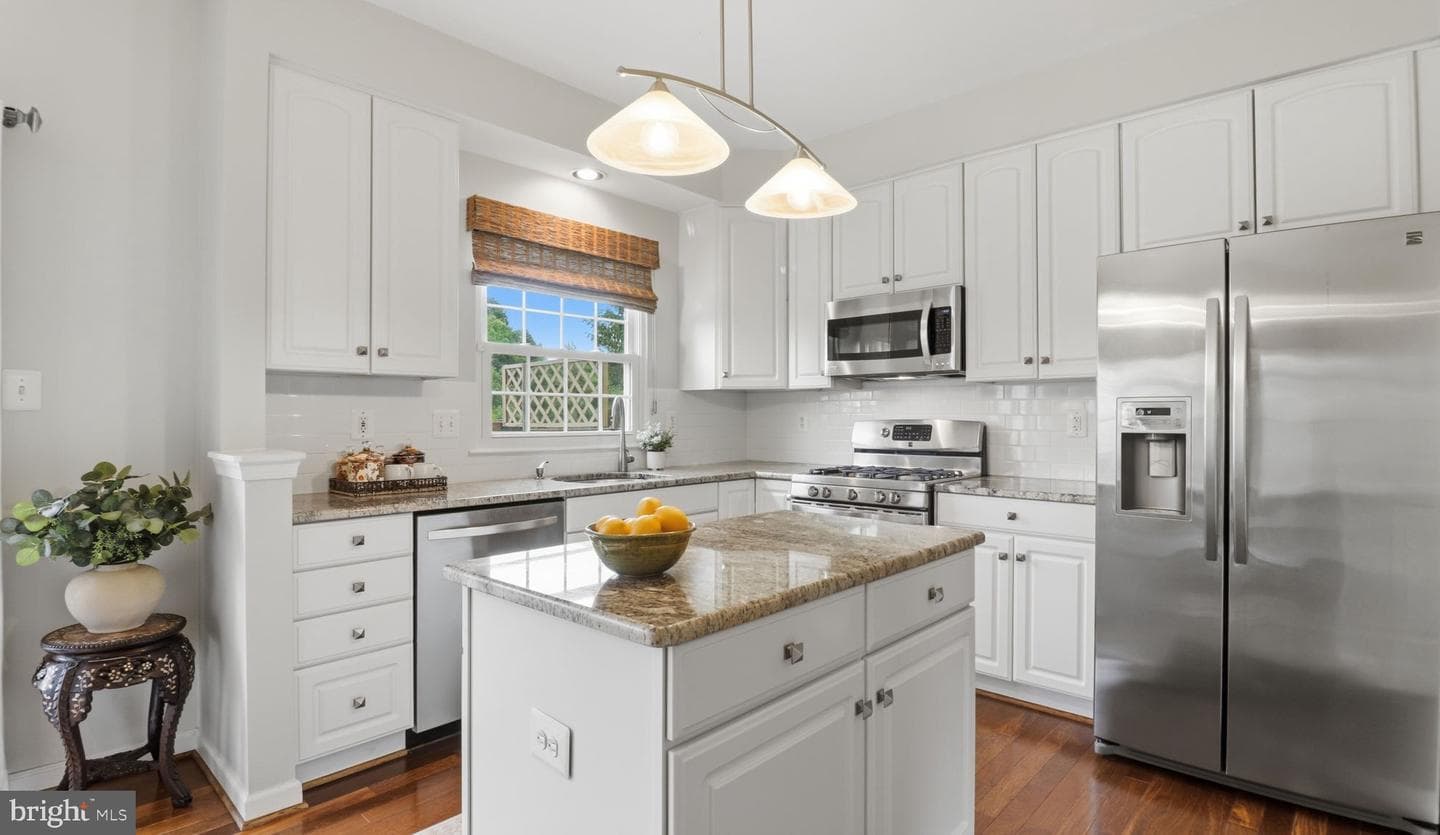 3204 Carnegie Hall Circle photo 4