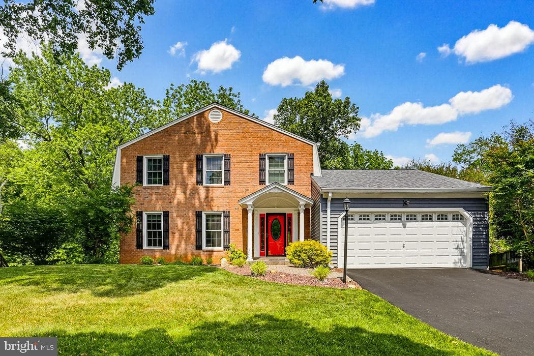 8 Bouldercrest Court, Rockville