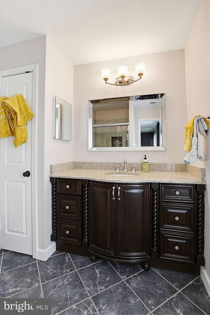 8 Bouldercrest Court photo 22
