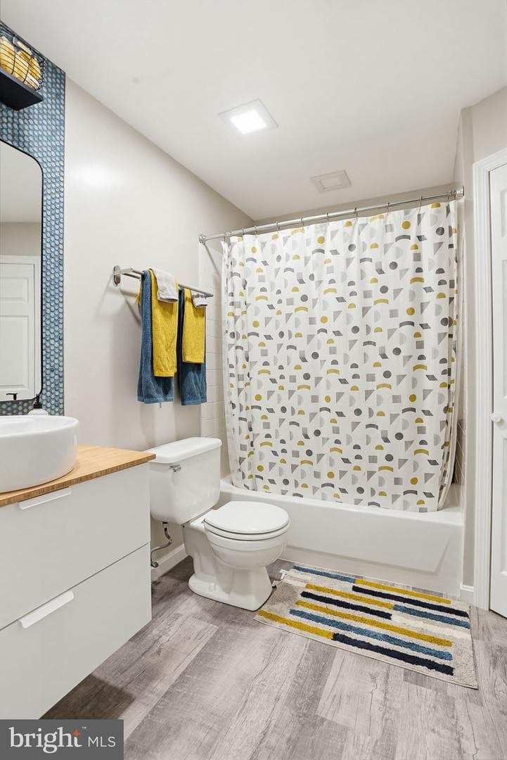 8 Bouldercrest Court photo 36