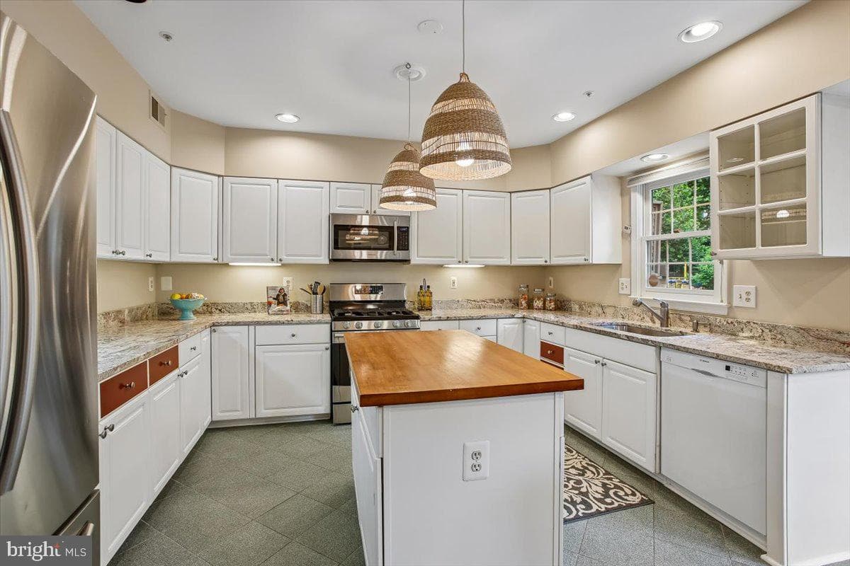 5603 Whitney Mill Way photo 10