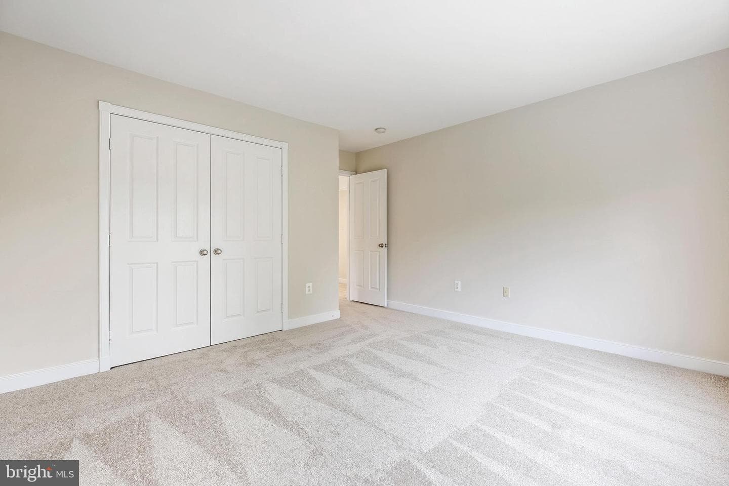 14226 Floral Park Drive photo 55