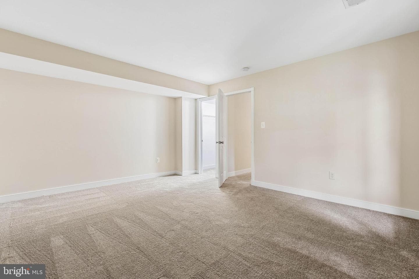 14226 Floral Park Drive photo 56