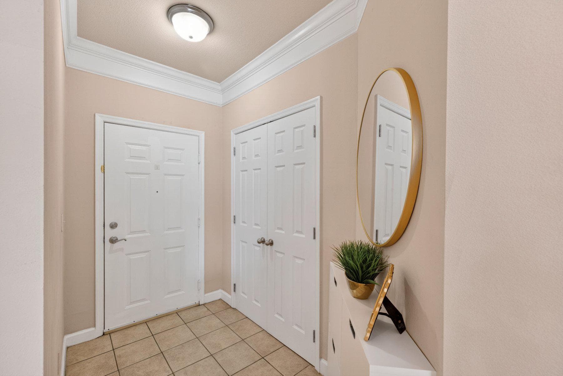 501 Hungerford Dr # 430 photo 3