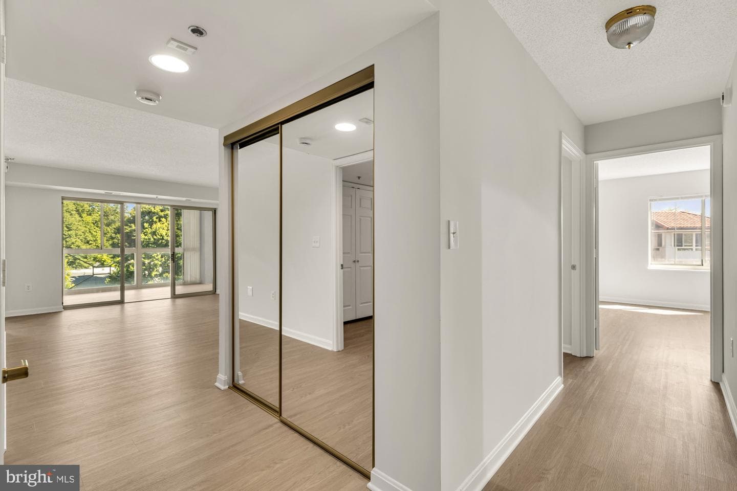 14805 Pennfield Circle #309 photo 23