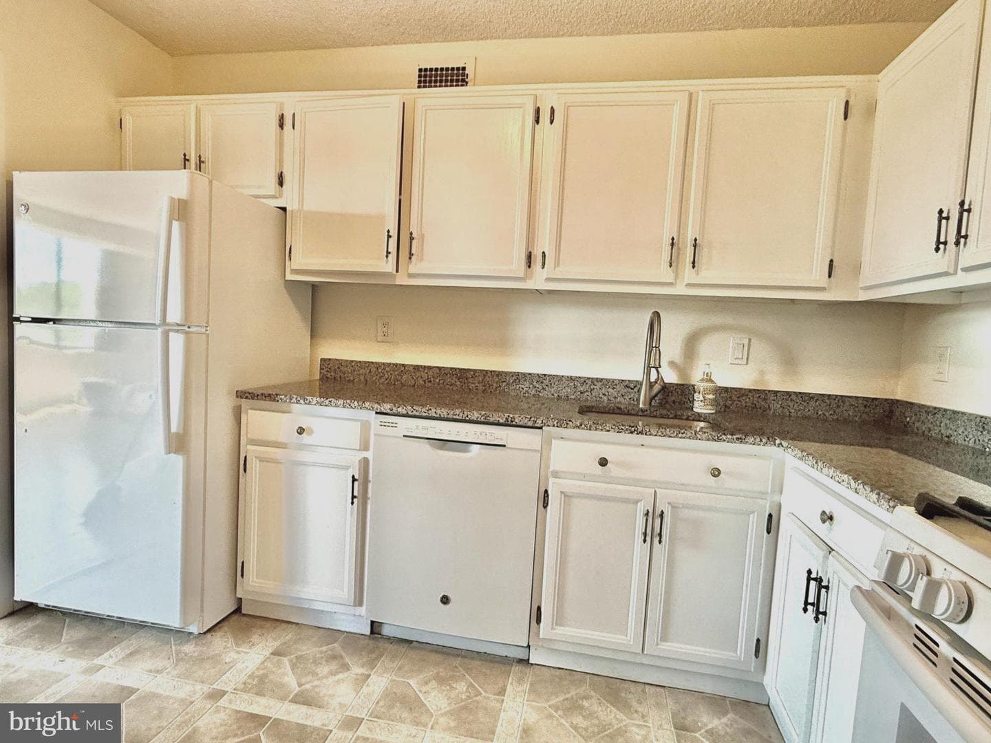5225 Pooks Hill Road #708s photo 15