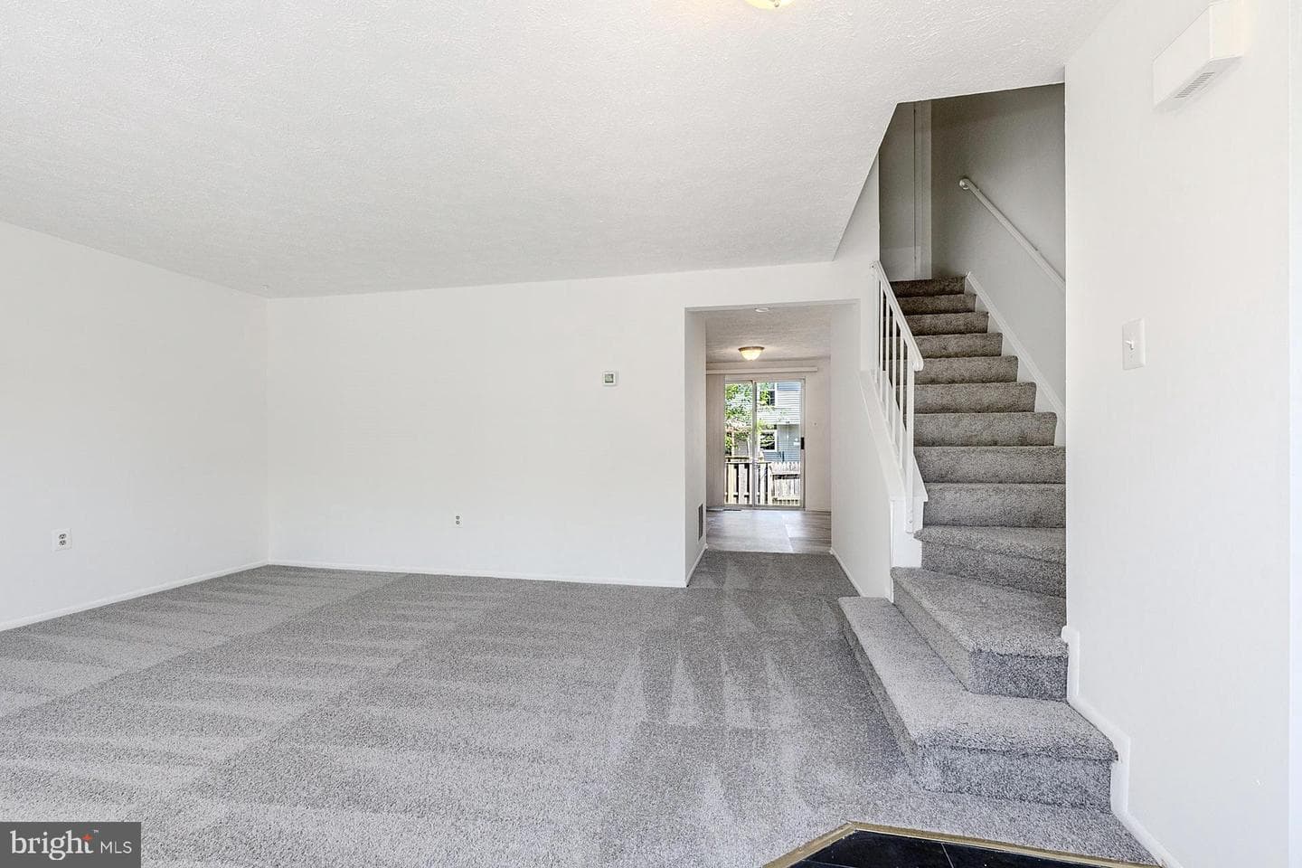 18313 Ivy Oak Terrace photo 4
