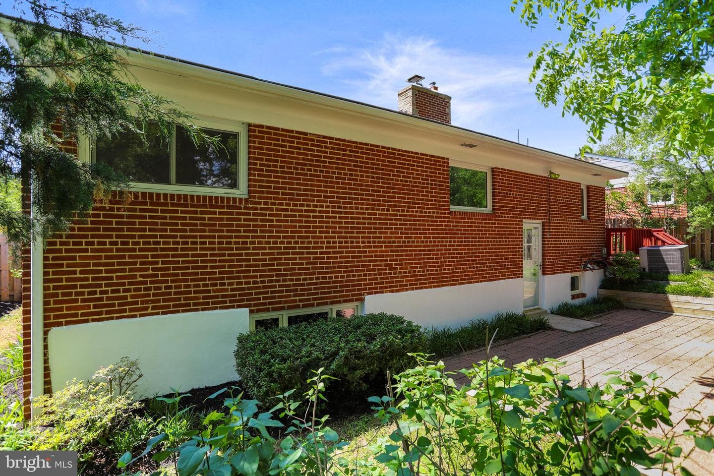 8417 Farrell Drive photo 6
