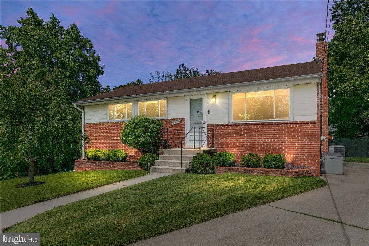2921 Kingswell Court photo 4