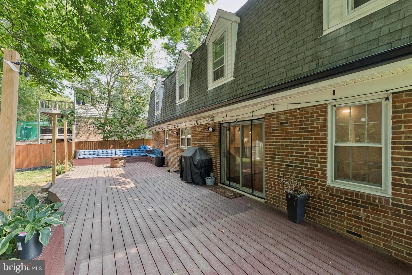 9712 Hill Street photo 32