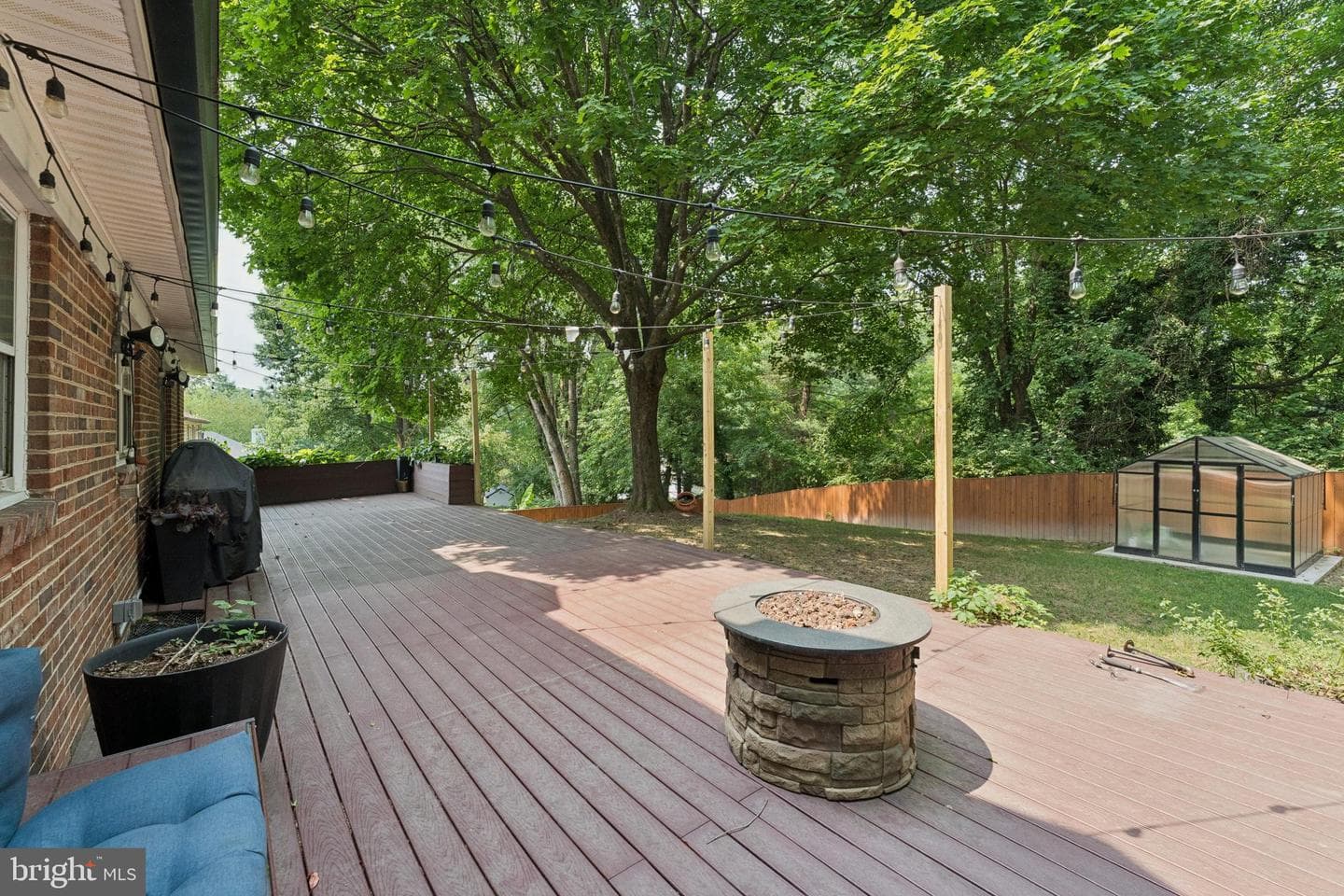 9712 Hill Street photo 35