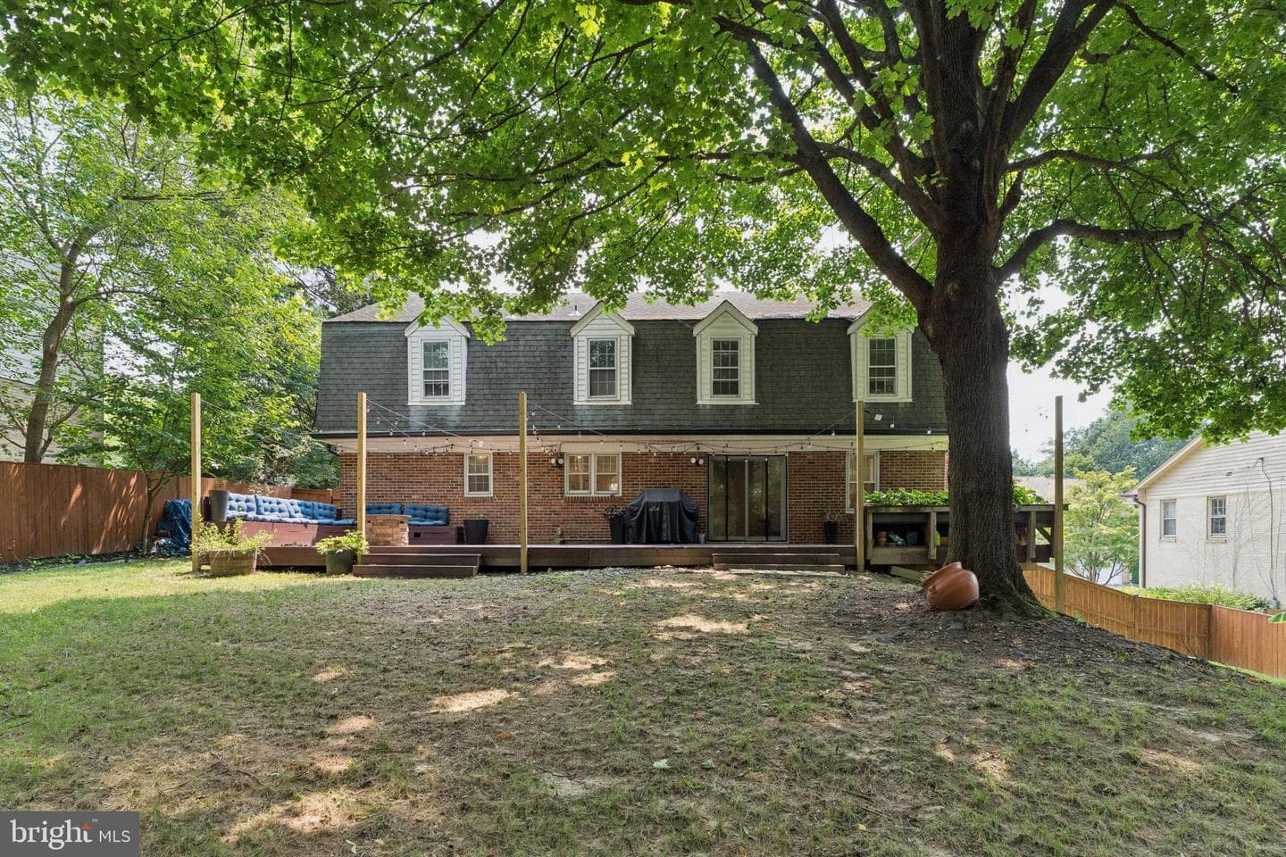 9712 Hill Street photo 37
