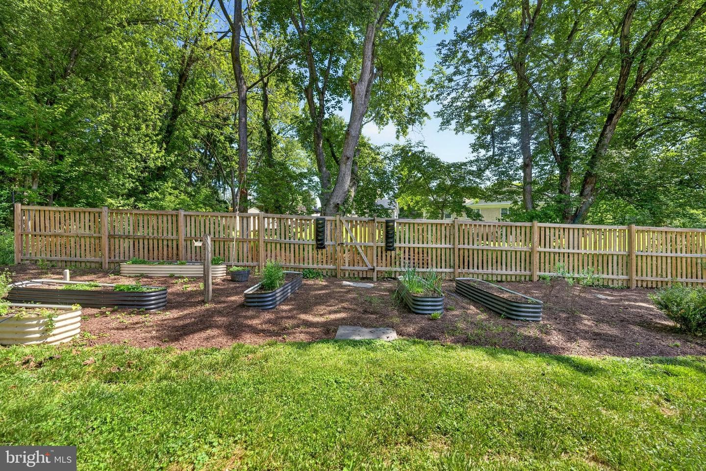 1917 Merrifields Drive photo 52