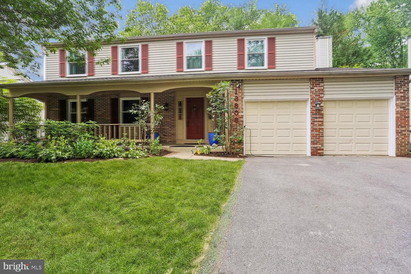 18808 Cross Country Lane photo 2