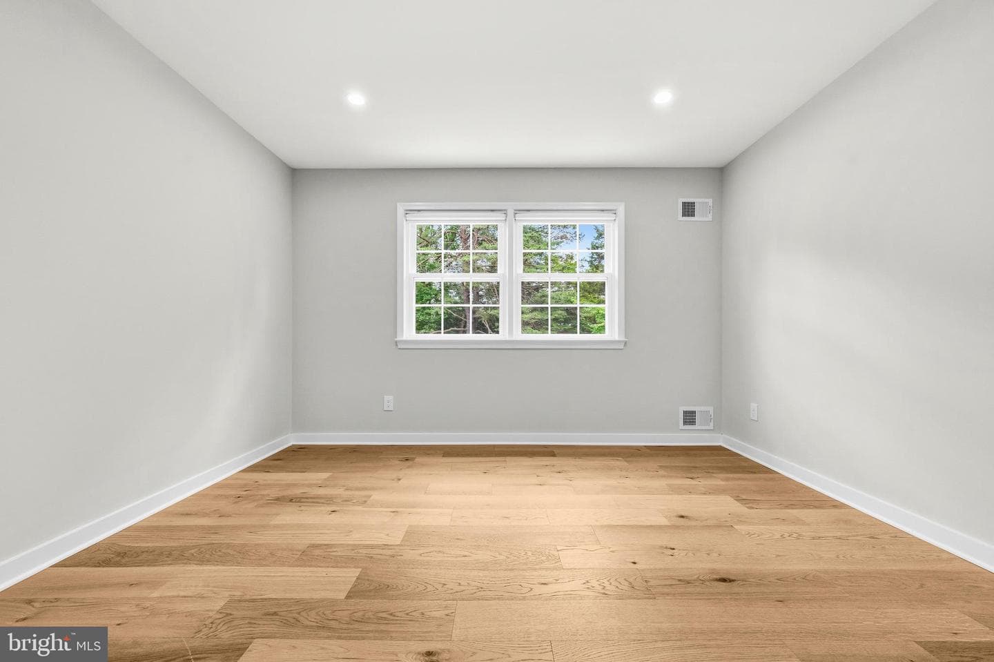 11109 Luxmanor Road photo 27