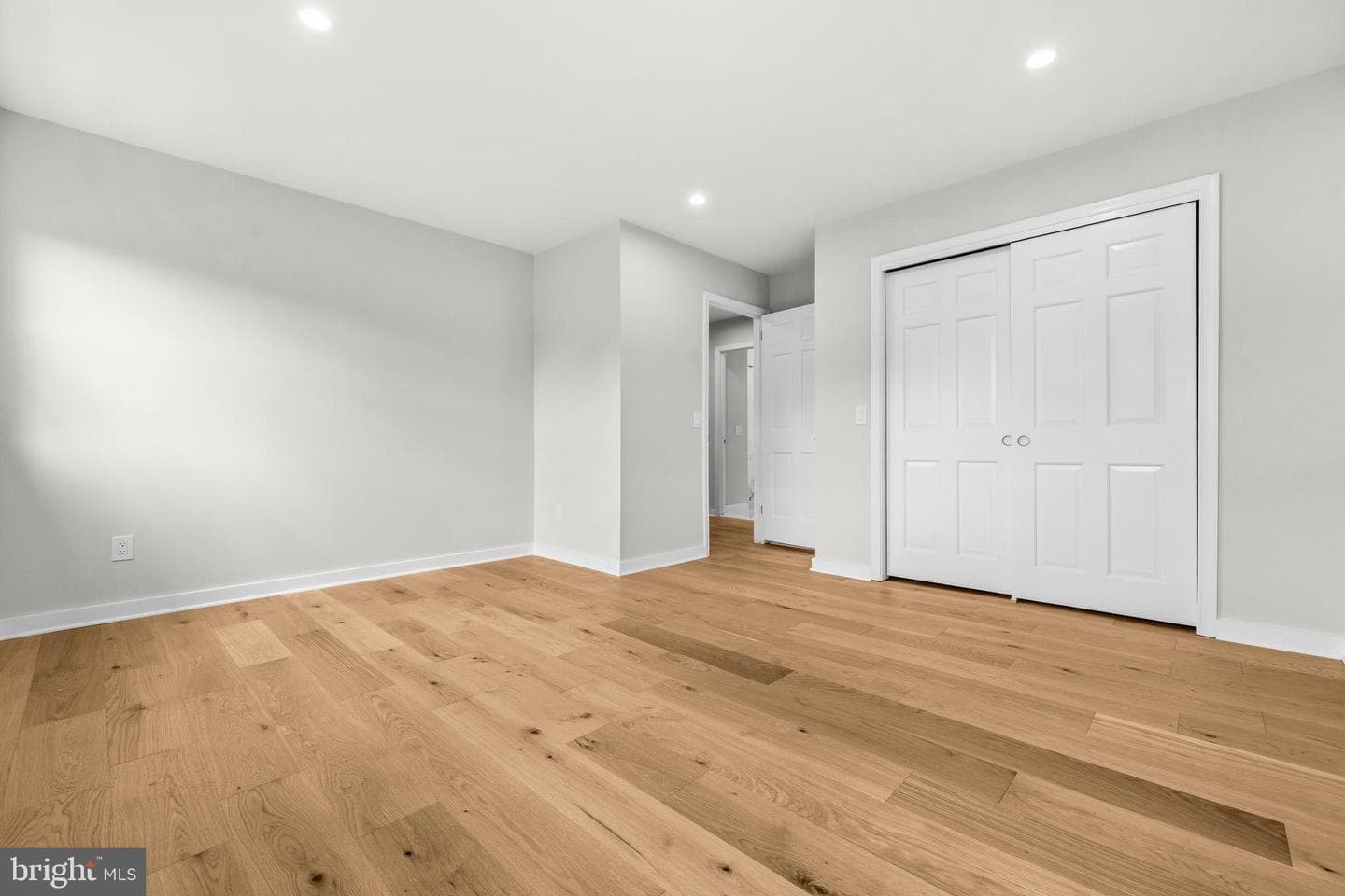 11109 Luxmanor Road photo 30