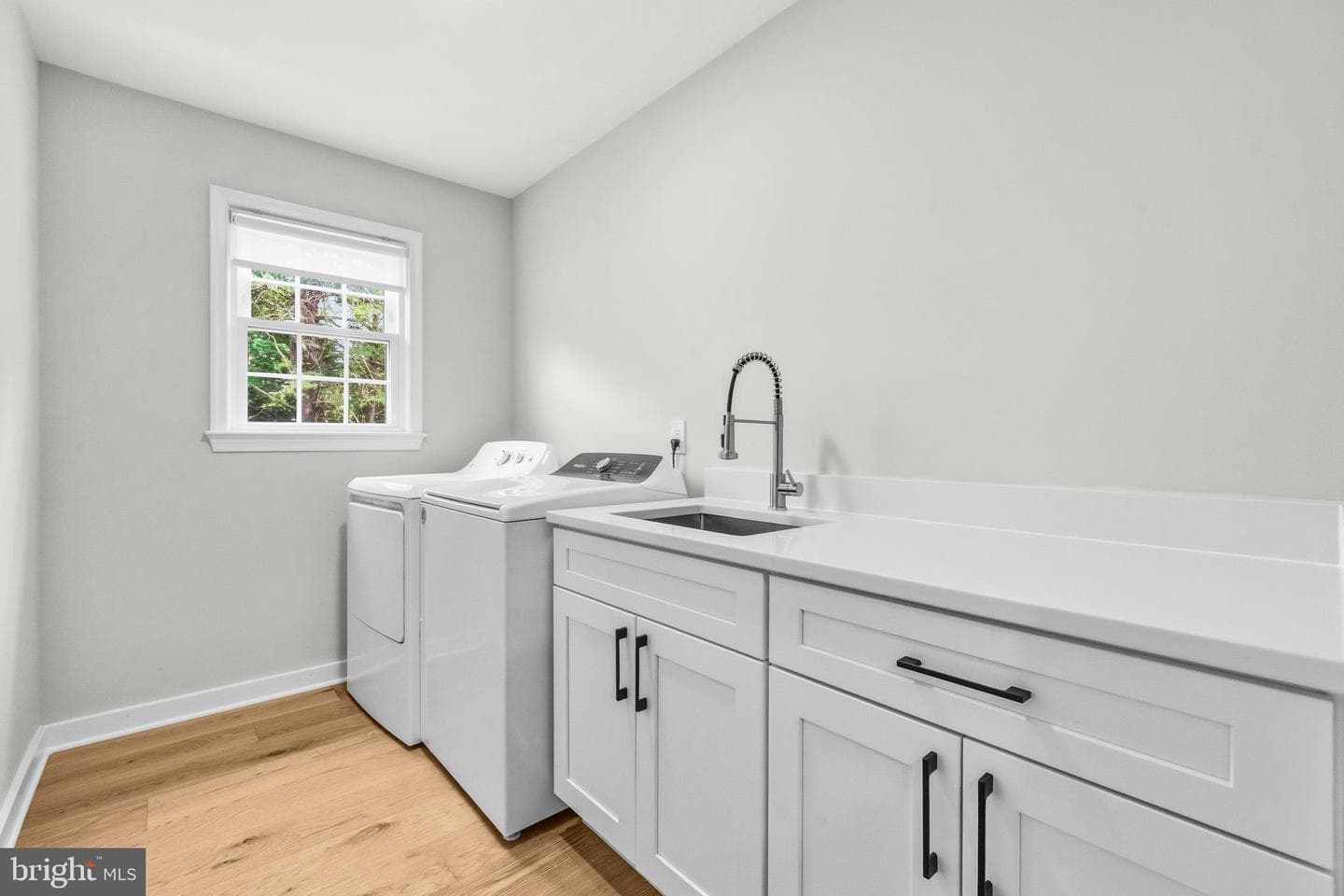 11109 Luxmanor Road photo 33
