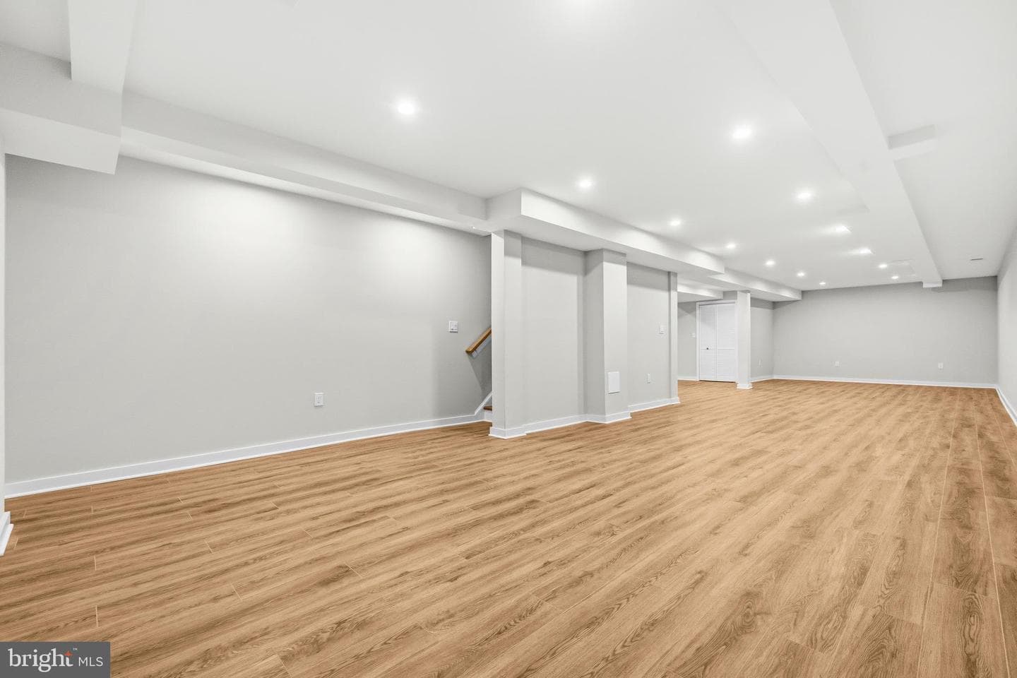 11109 Luxmanor Road photo 34