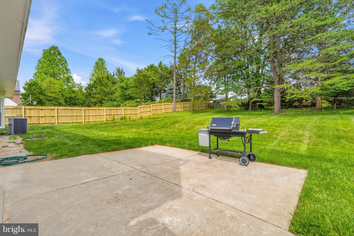 11109 Luxmanor Road photo 47
