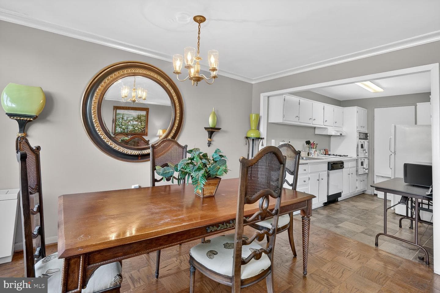 10201 Grosvenor Place #720 photo 9