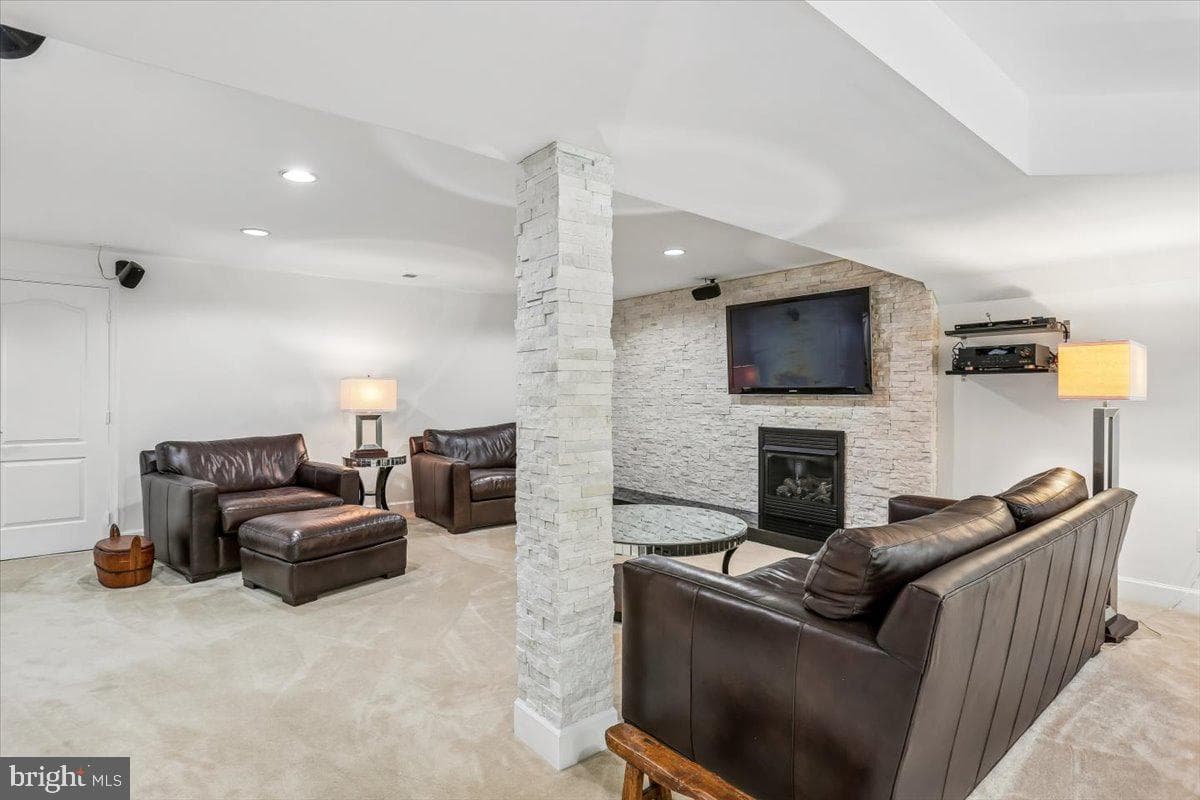 9216 English Meadow Way photo 61