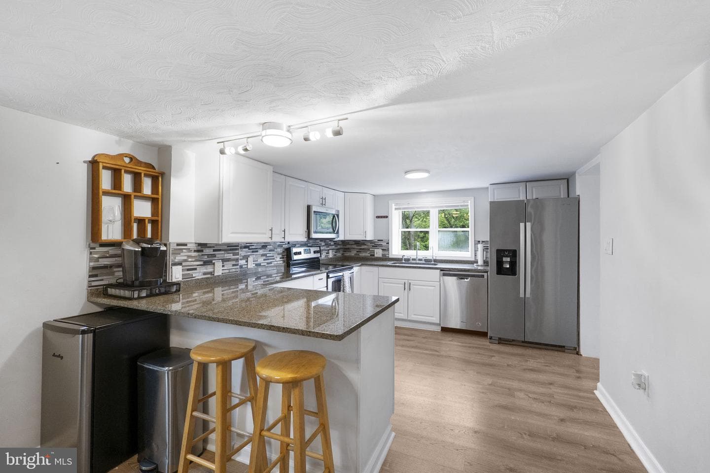 26001 Frederick Road photo 8