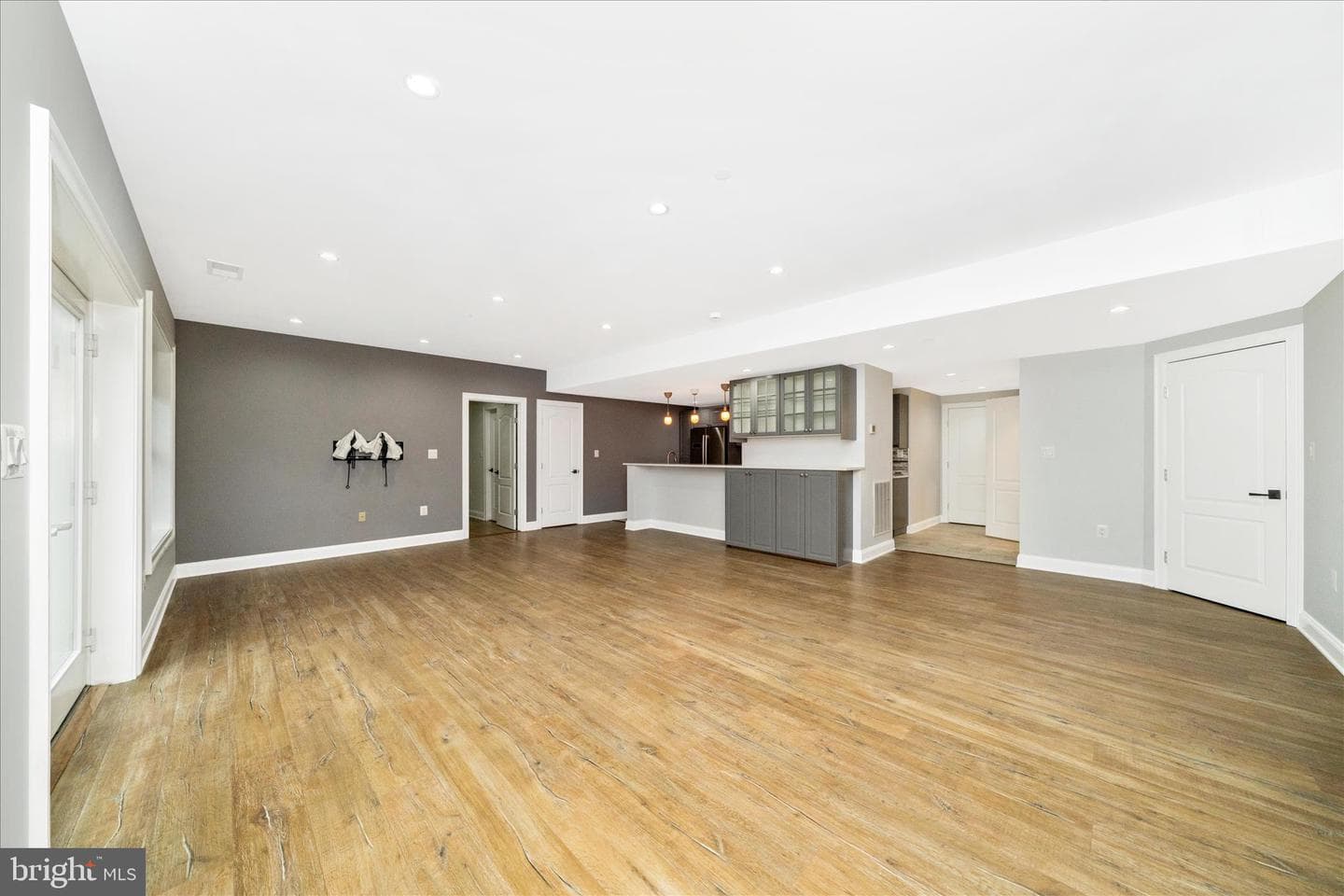 10221 Tyburn Terrace photo 62