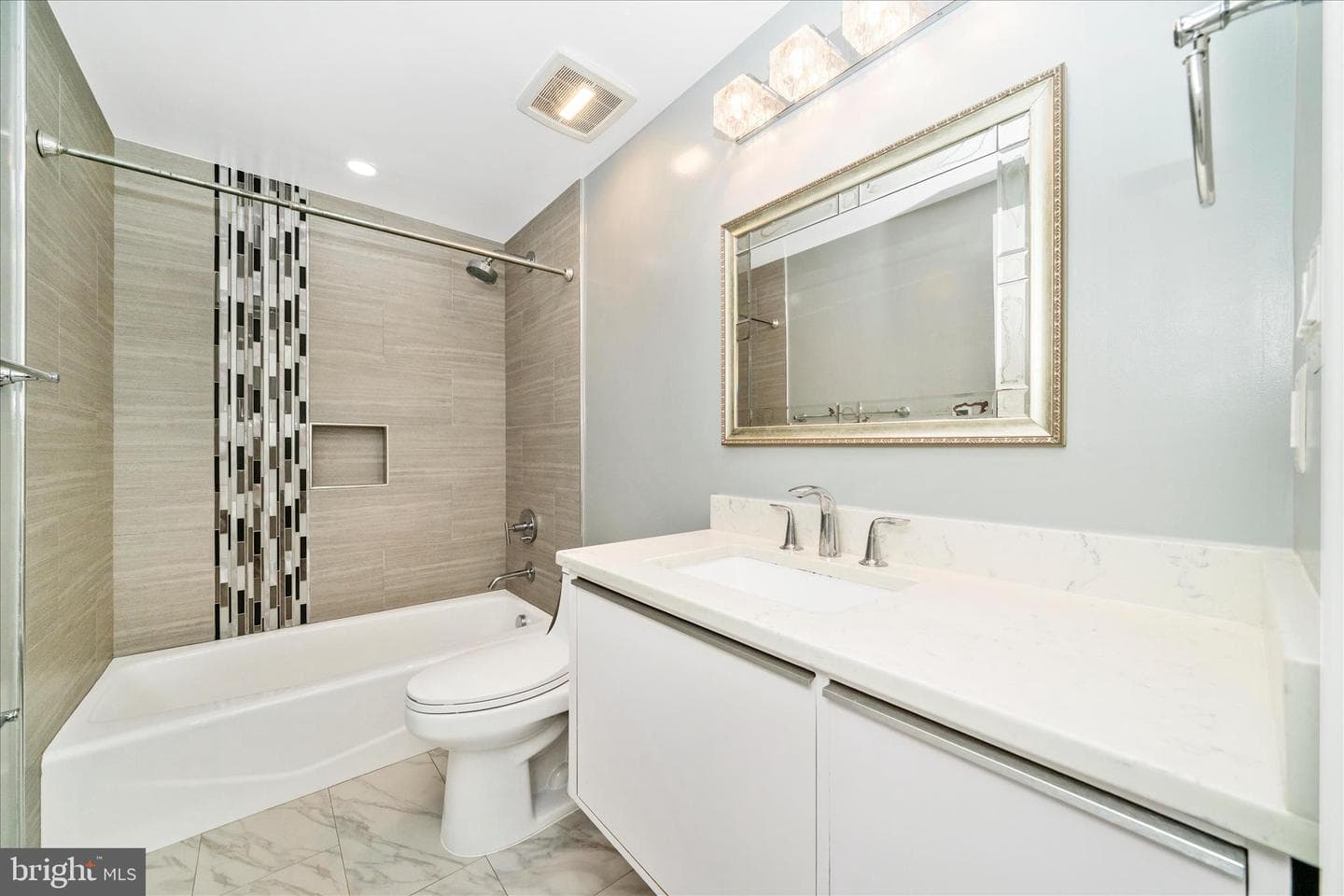 10221 Tyburn Terrace photo 68