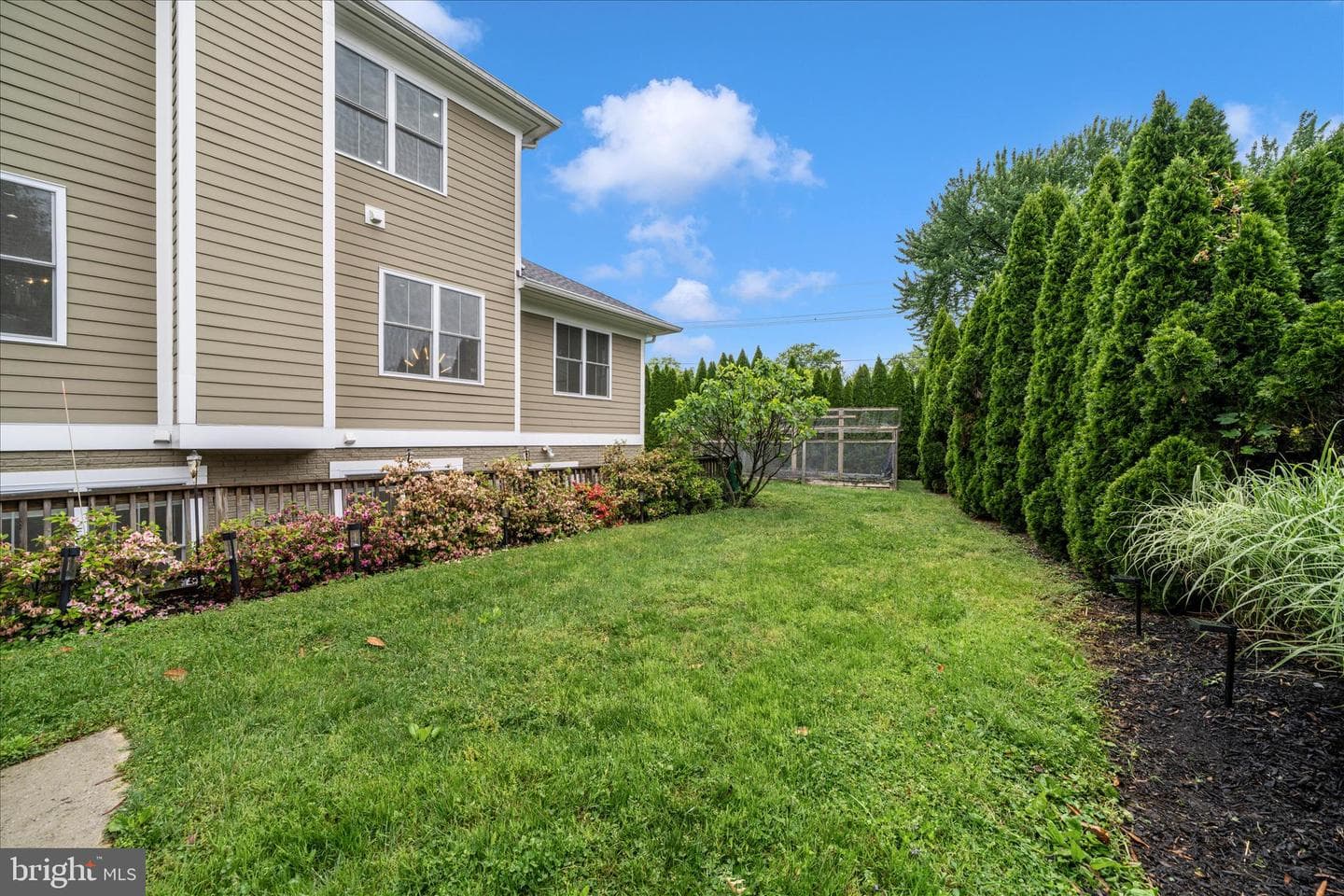 10221 Tyburn Terrace photo 83