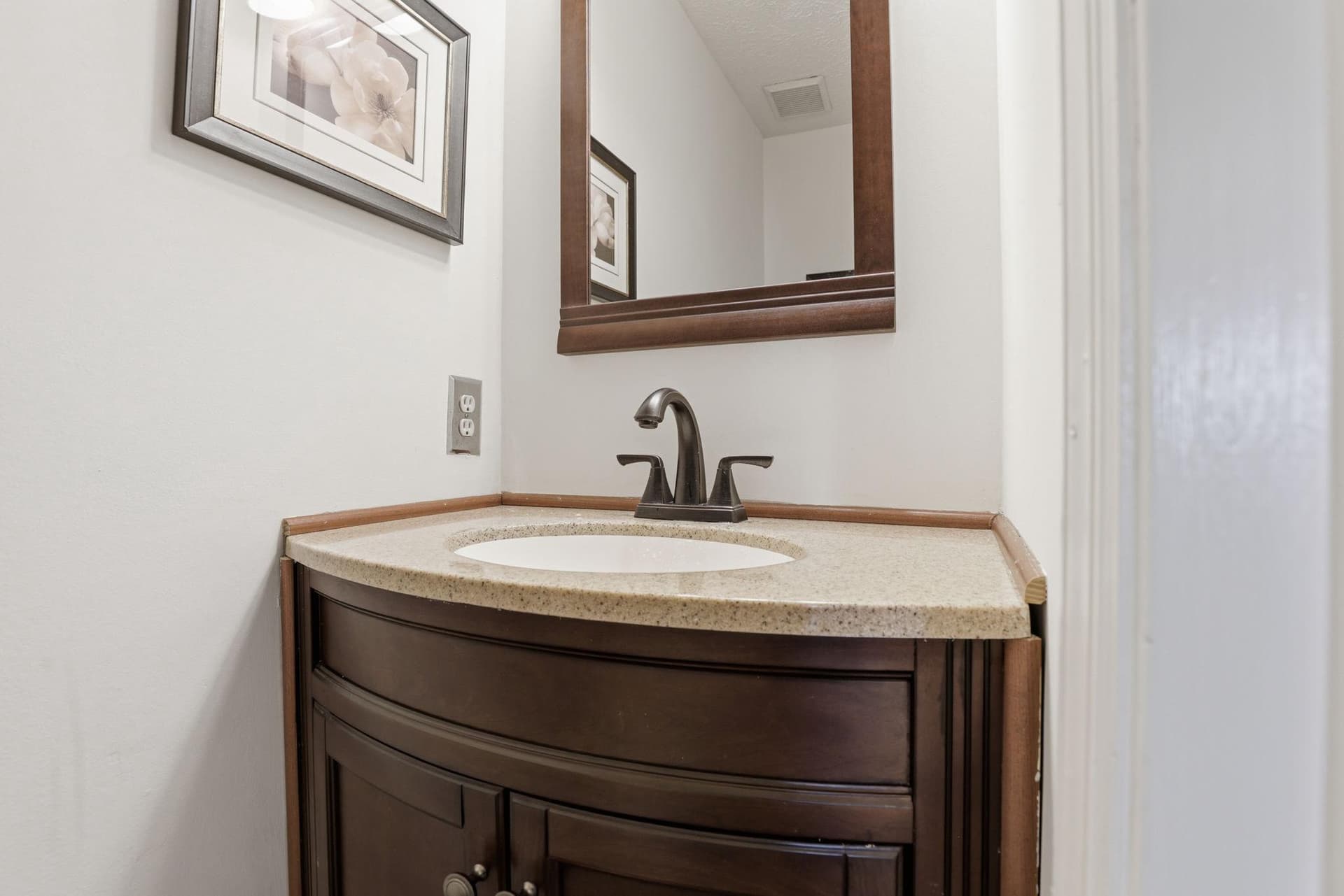4205 White Tulip Court photo 16