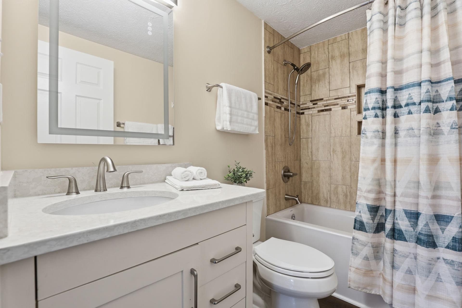 4205 White Tulip Court photo 25
