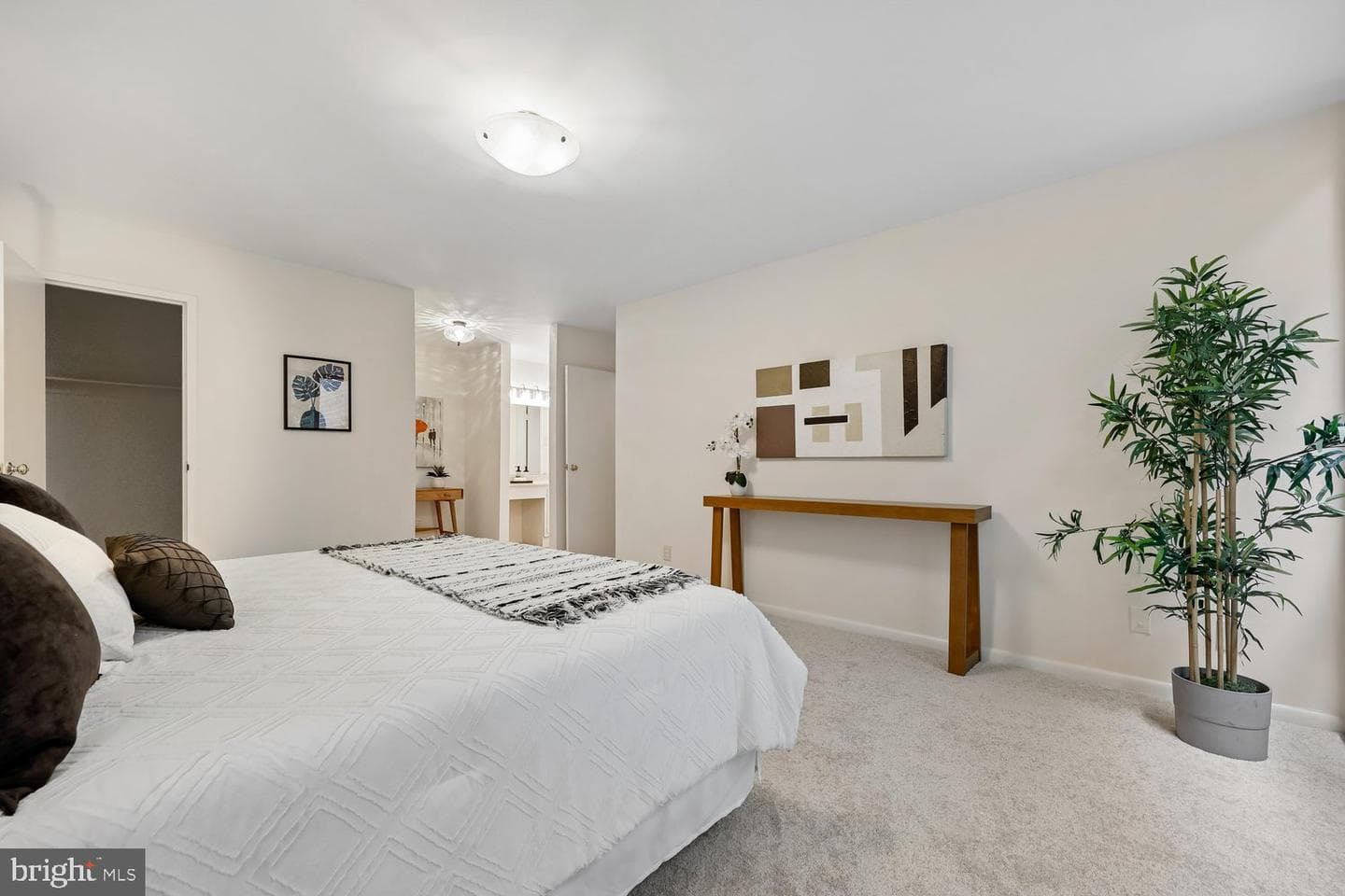 4970 Sentinel Drive #11-405 photo 26