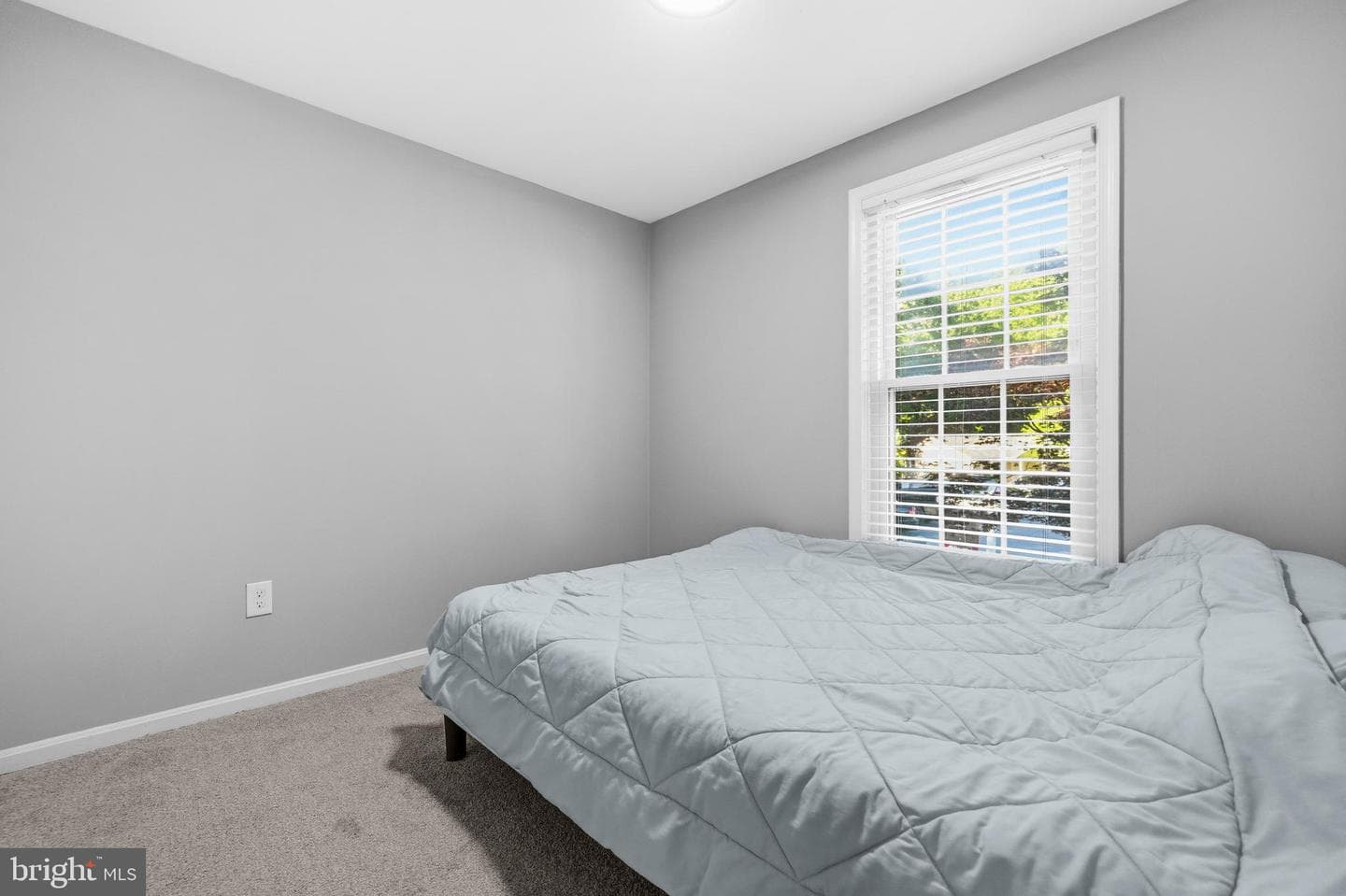 17624 Lindstrom Court photo 9