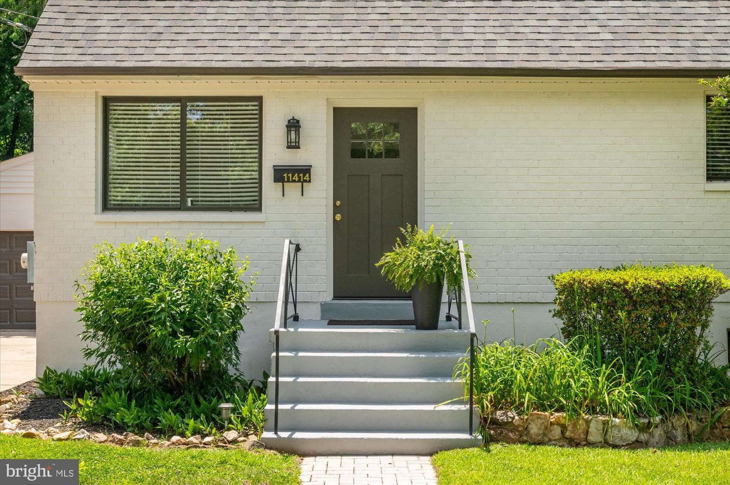 11414 Schuylkill Road photo 4