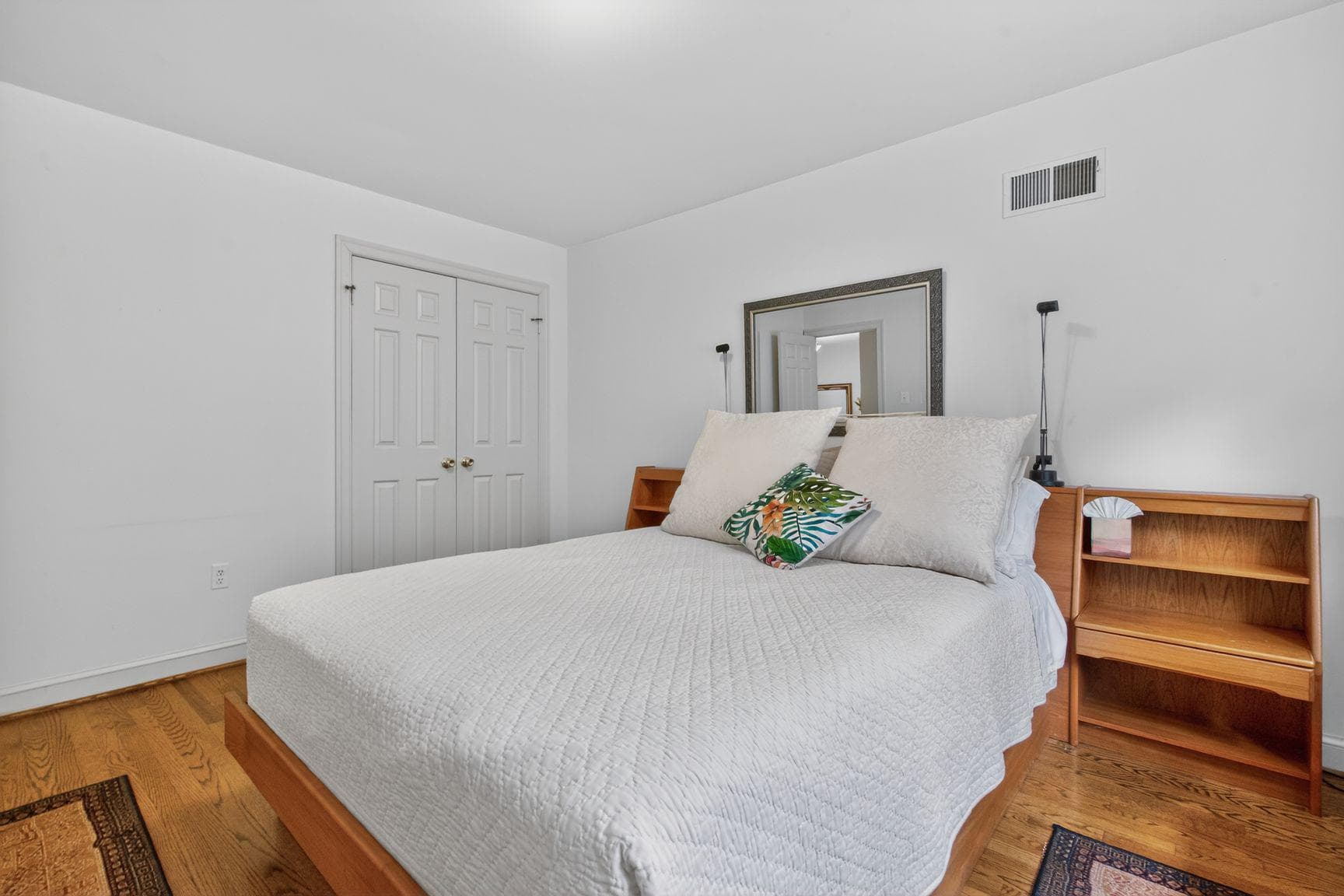 13600 Valley Drive photo 33