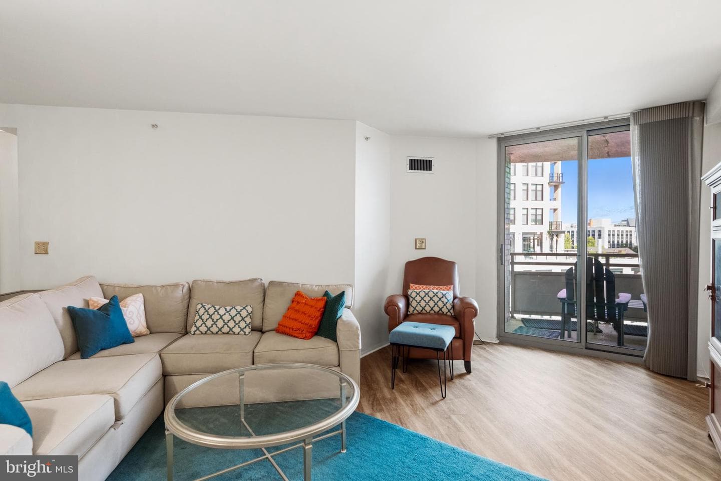 7111 Woodmont Avenue #709 photo 13
