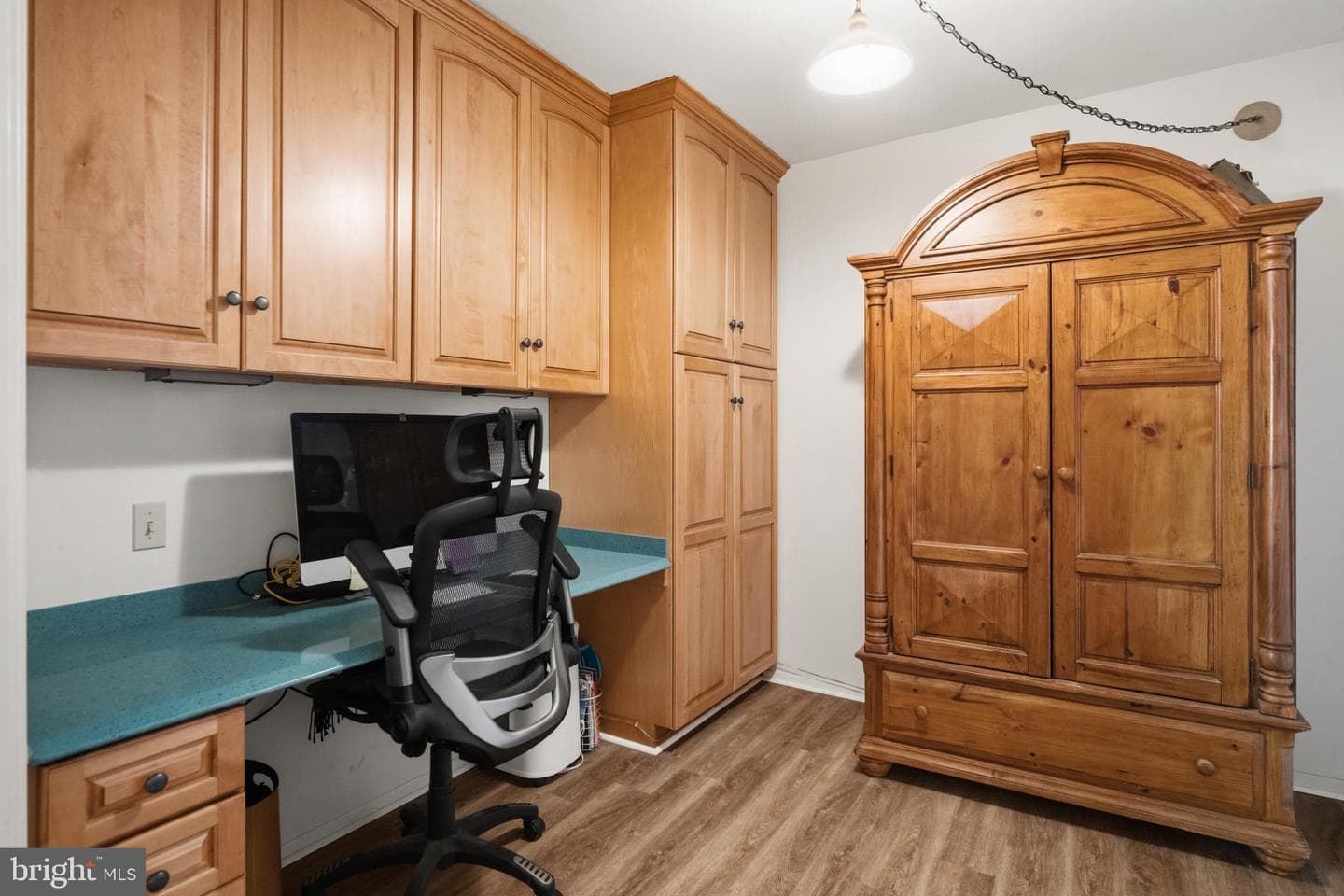 7111 Woodmont Avenue #709 photo 19