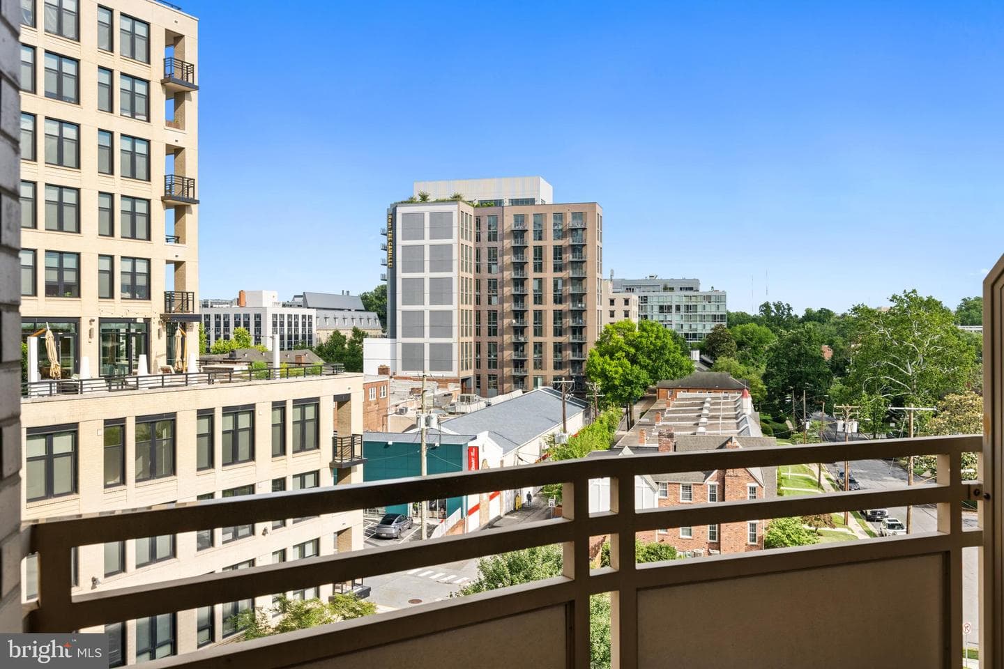 7111 Woodmont Avenue #709 photo 23
