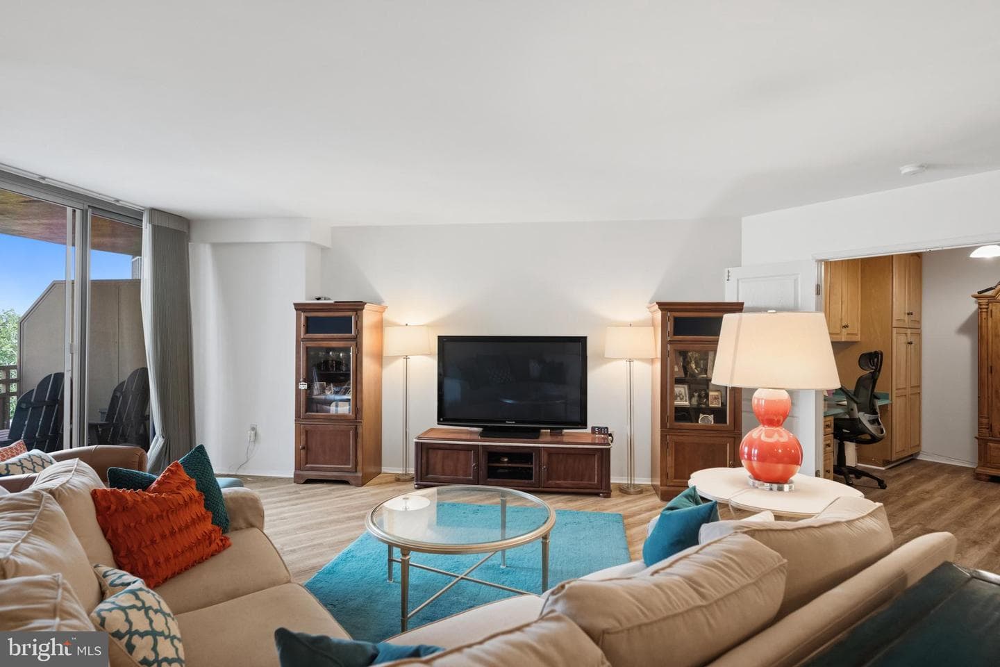 7111 Woodmont Avenue #709 photo 4