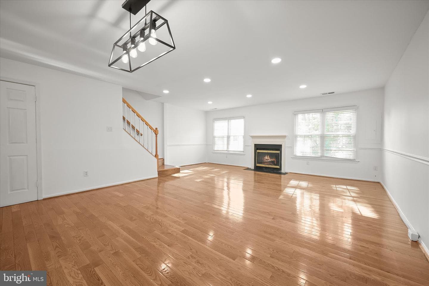 148 Barnsfield Court #204 photo 13