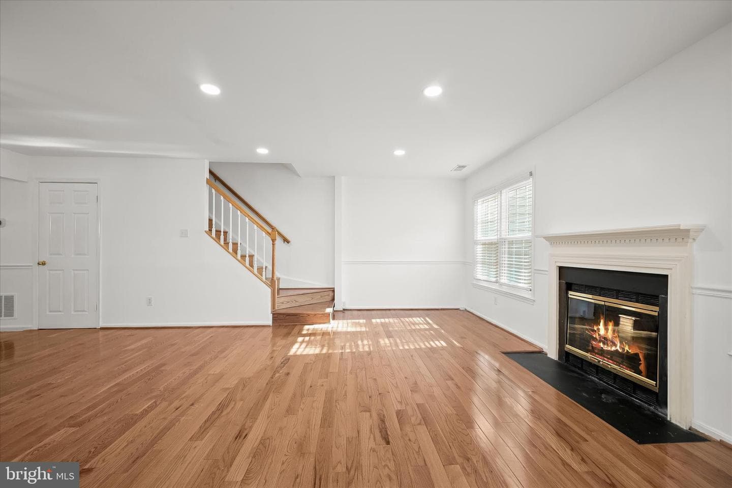 148 Barnsfield Court #204 photo 14