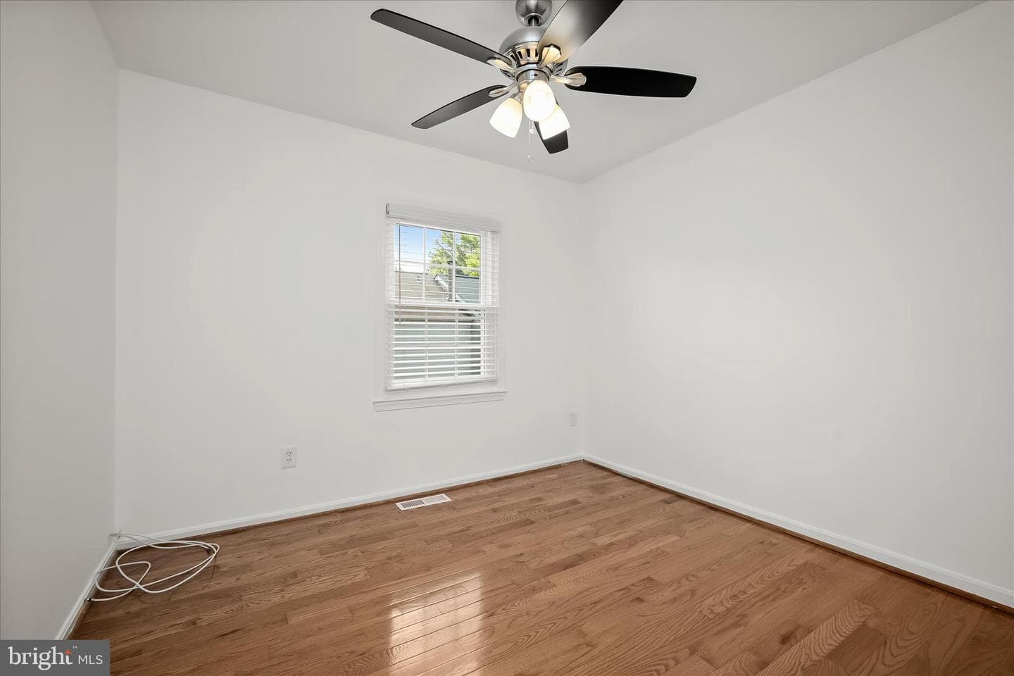 148 Barnsfield Court #204 photo 26