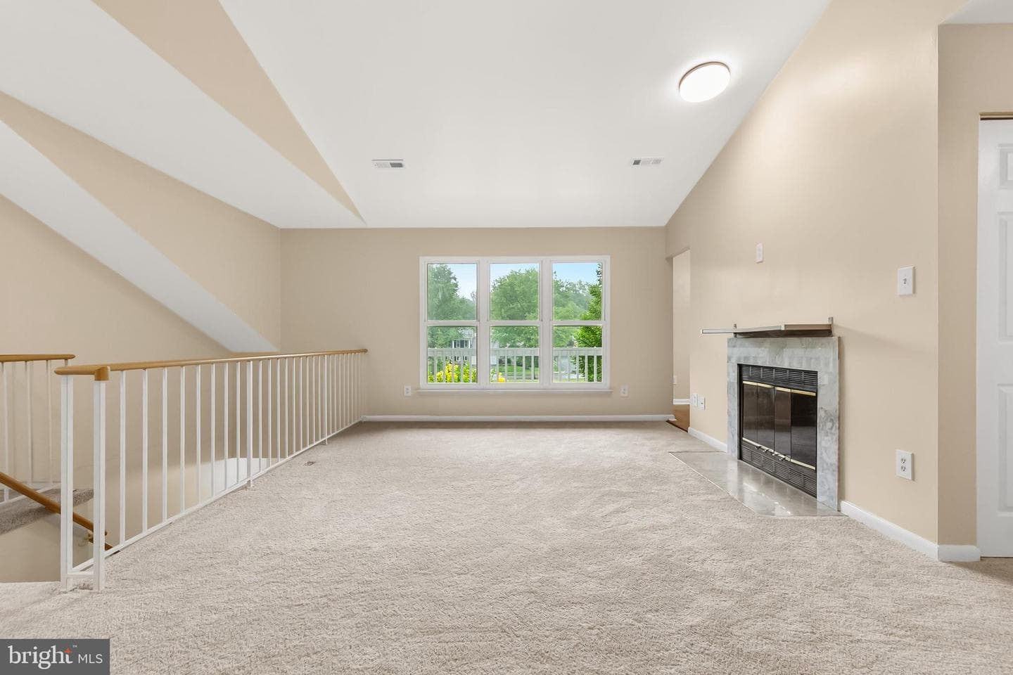 18146 Rolling Meadow Way photo 11