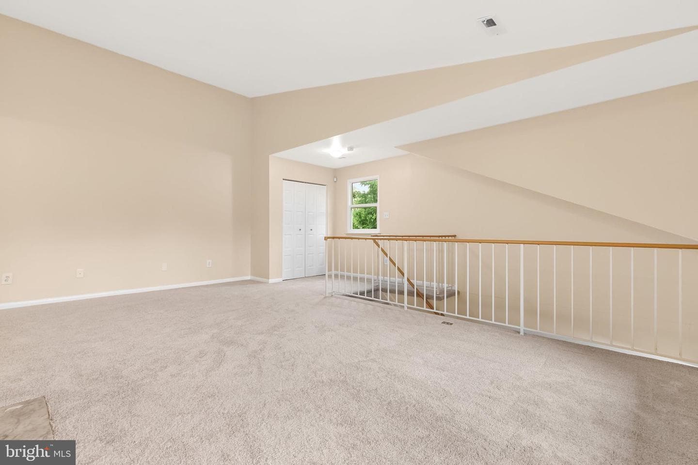 18146 Rolling Meadow Way photo 14