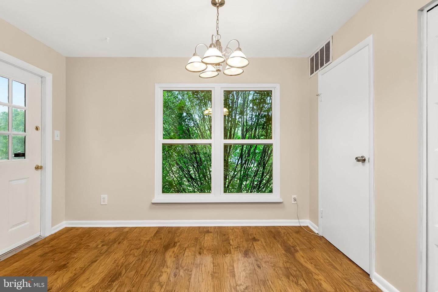 18146 Rolling Meadow Way photo 25