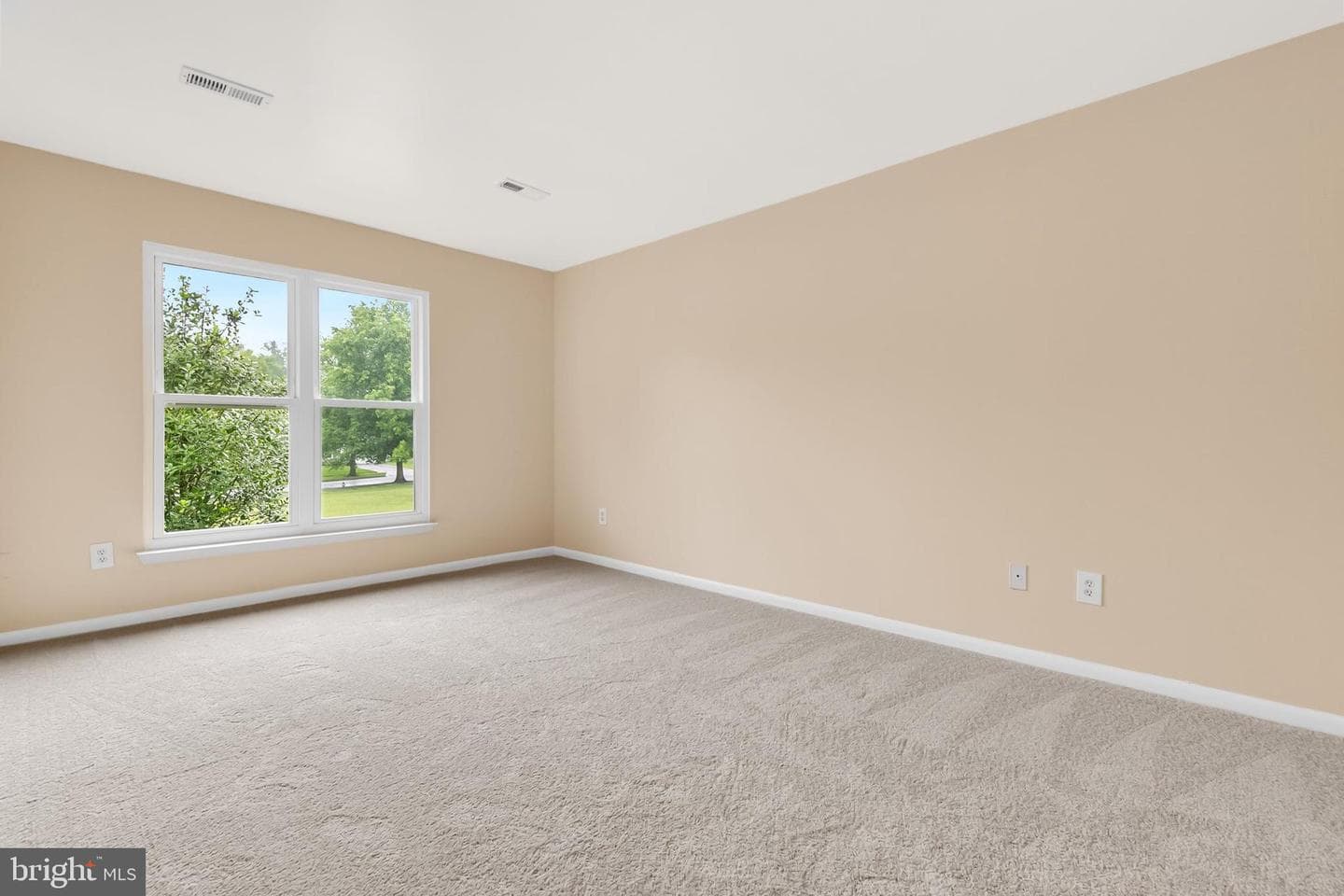 18146 Rolling Meadow Way photo 32